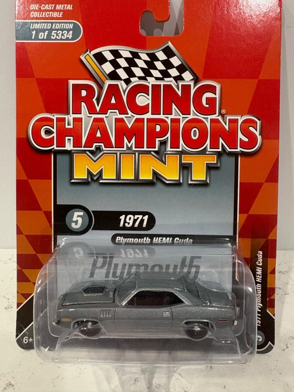 1:64 Scale  1971 PLYMOUTH HEMI CUDA